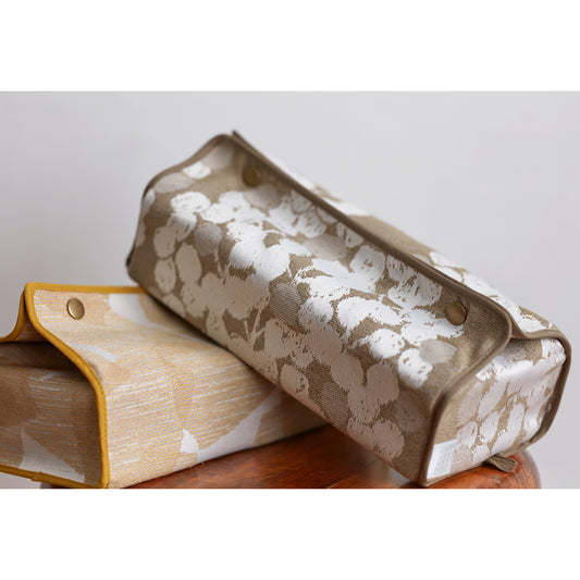 ティッシュケース Jフロート QUARTER REPORT